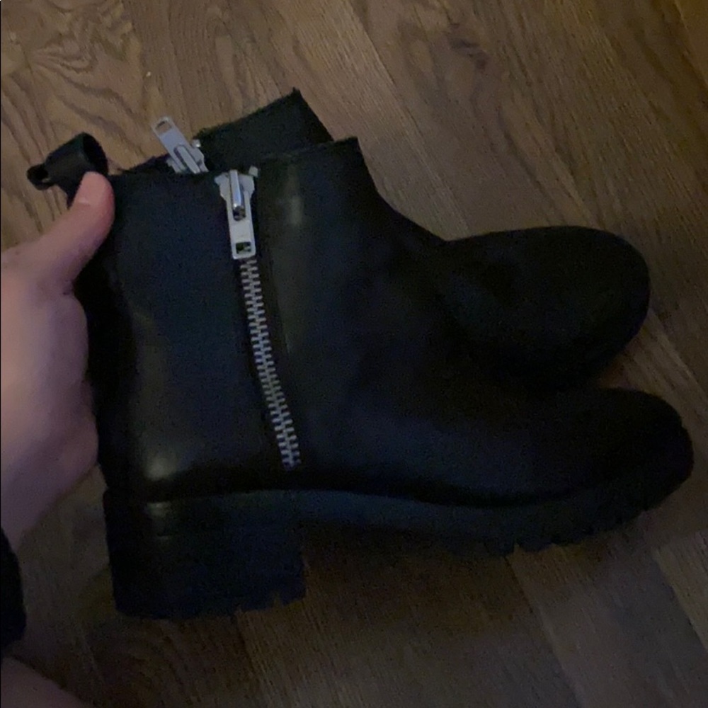 Urban outfitters boots